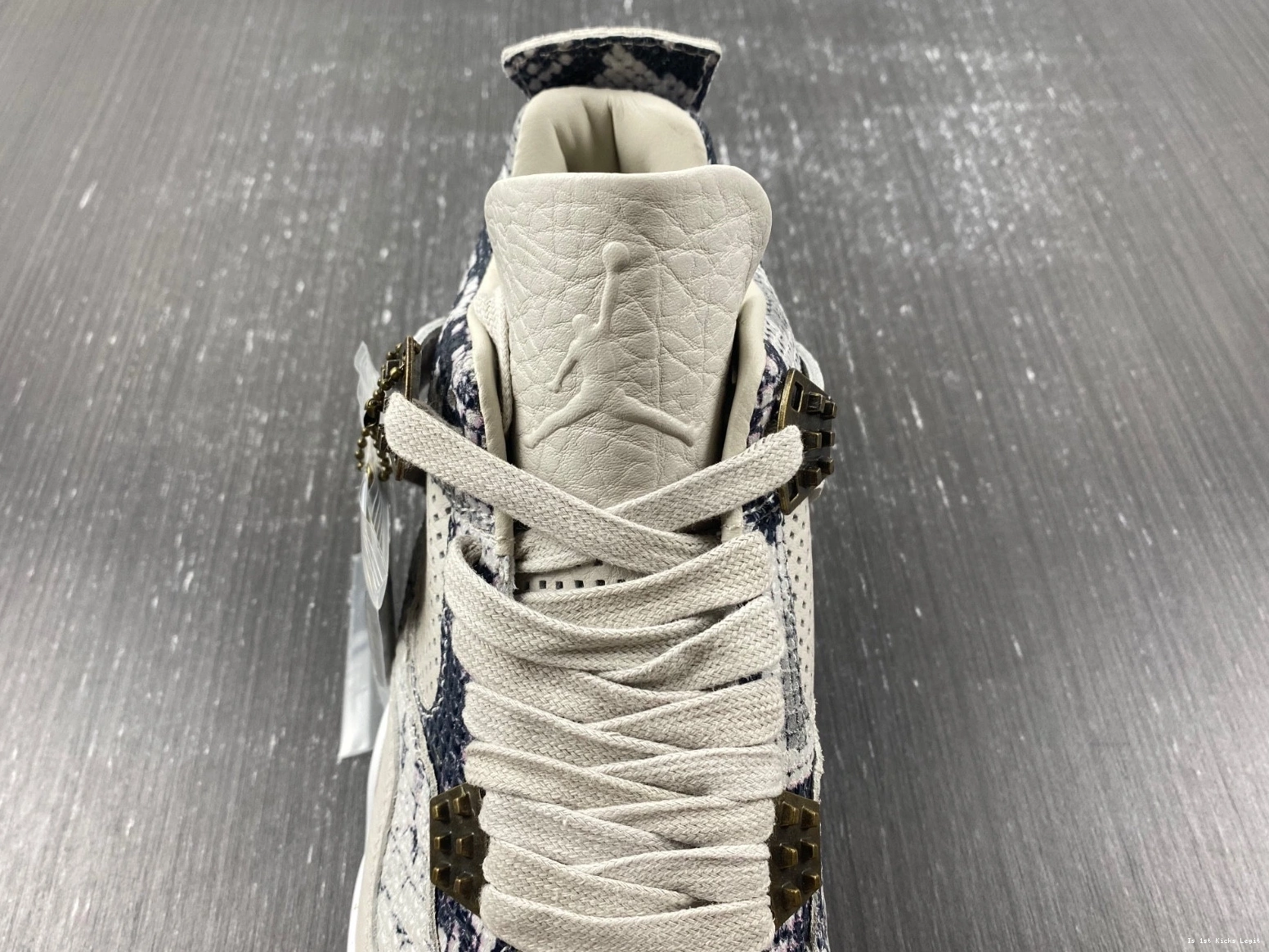 Retro - Jordan 4 Snakeskin 819139-030 0405